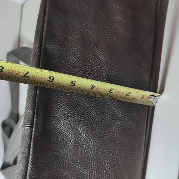 Enzo Angiolini Silver Shoulder Bag - Picture 9 of 10